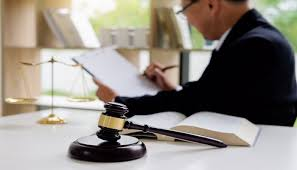 How a Criminal Lawyer Negotiates Plea Bargains Successfully