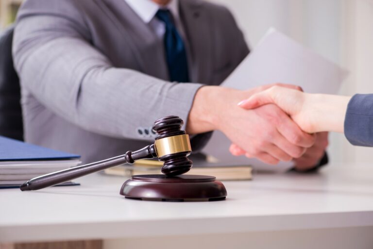 7 Things to Know Before Hiring a Workers Compensation Lawyer