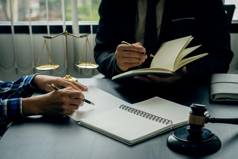 How to Prepare for Your Free Consultation With a Lawyer