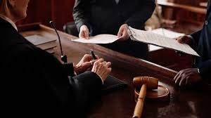 The Role of a Criminal Lawyer in Miami in Plea Bargain Negotiations