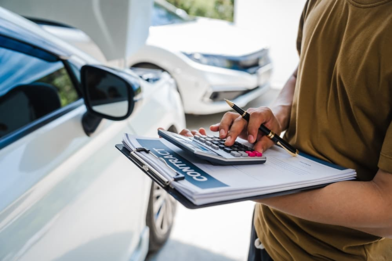 How Car Accident Victims Can Maximize Their Insurance Settlements