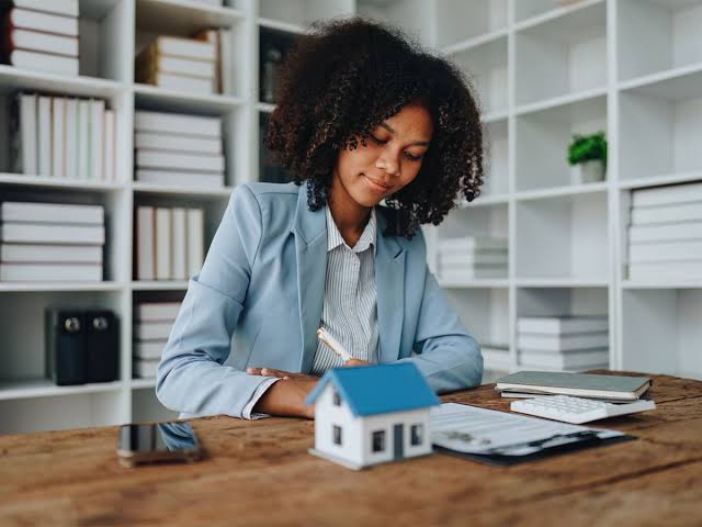 Making It Official: Your Step-by-Step Home Closing Guide