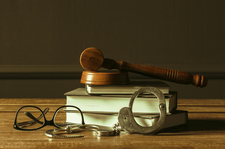 The Difference Between State and Federal Criminal Charges