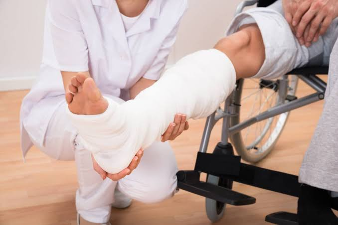How Fault and Proof Actually Get Established After an Injury